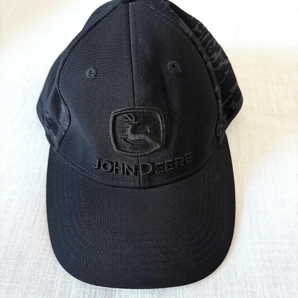 John Deere Mens Black Mesh Performance Baseball‎ Cap Hat Logo Camo Pattern